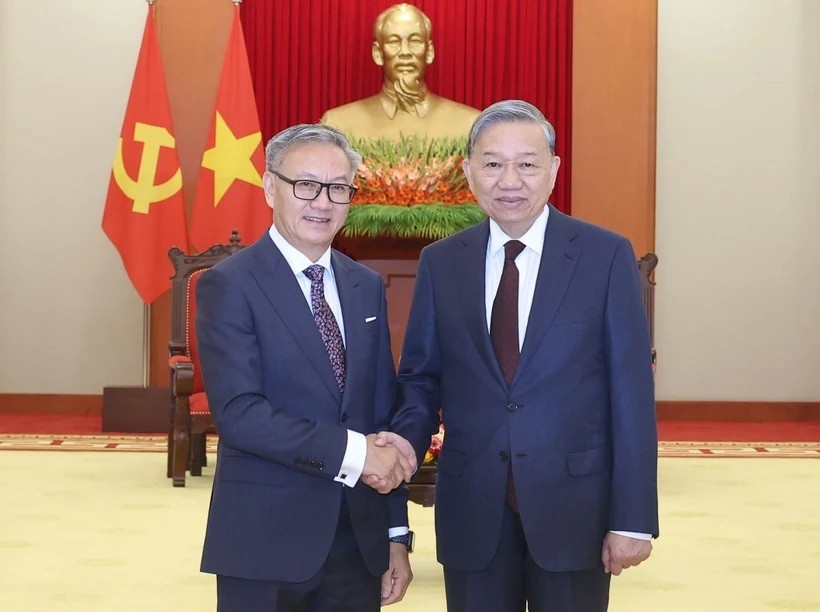 Việt Nam cùng Lào mãi mãi giữ gìn và vun đắp cho quan hệ vĩ đại, đoàn kết đặc biệt Việt Nam cùng Lào mãi mãi giữ gìn và vun đắp cho quan hệ vĩ đại, đoàn kết đặc biệt