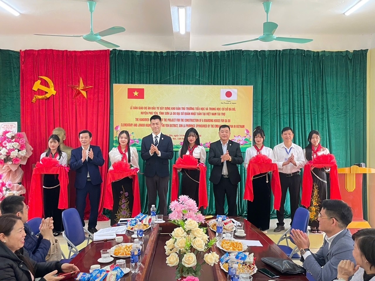 Nhật Bản hỗ trợ xây dựng khu bán trú, bếp và nhà ăn cho học sinh miền núi Sơn La Nhật Bản hỗ trợ xây dựng khu bán trú, bếp và nhà ăn cho học sinh miền núi Sơn La