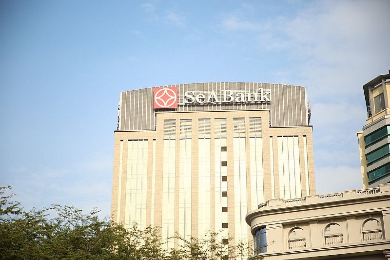Lãnh đạo SeABank mua vào hàng triệu cổ phiếu SSB Lãnh đạo SeABank mua vào hàng triệu cổ phiếu SSB