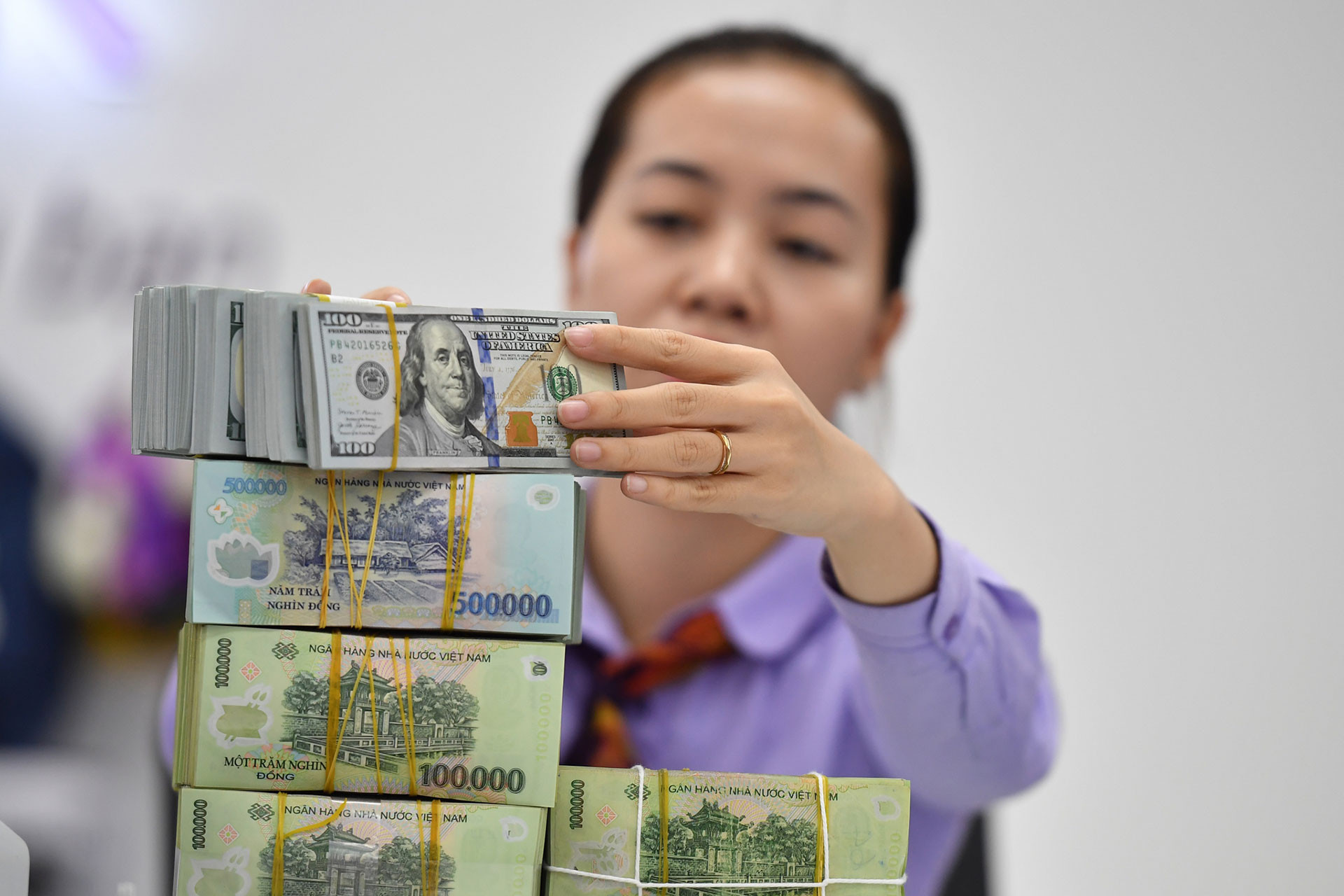 Ngân hàng Nhà nước hút ròng hơn 38 nghìn tỷ đồng tuần qua