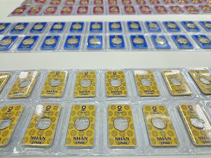 Giá vàng trong nước và USD ngân hàng đồng loạt tăng Giá vàng trong nước và USD ngân hàng đồng loạt tăng