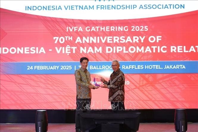 70 năm quan hệ Việt Nam – Indonesia: Hợp tác hữu nghị vì tương lai thịnh vượng chung 70 năm quan hệ Việt Nam – Indonesia: Hợp tác hữu nghị vì tương lai thịnh vượng chung
