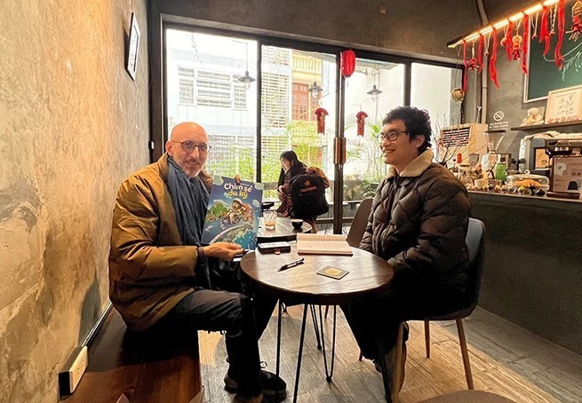 Travelling Vietnam Through Paintings By French Artist Travelling Vietnam Through French Artist's Children Book