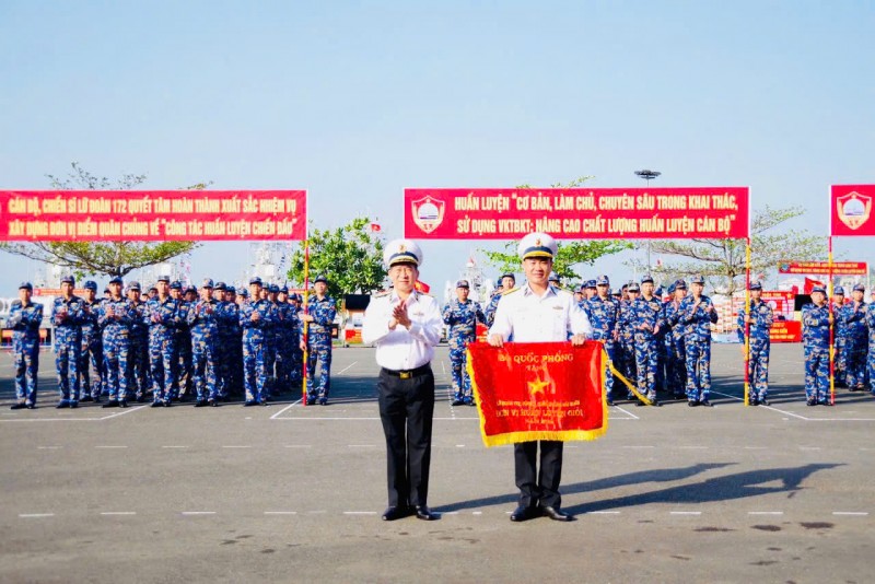 Lữ đoàn 172, vùng 3 Hải quân phát động thi đua cao điểm chào mừng các ngày lễ lớn Lữ đoàn 172, vùng 3 Hải quân phát động thi đua cao điểm chào mừng các ngày lễ lớn