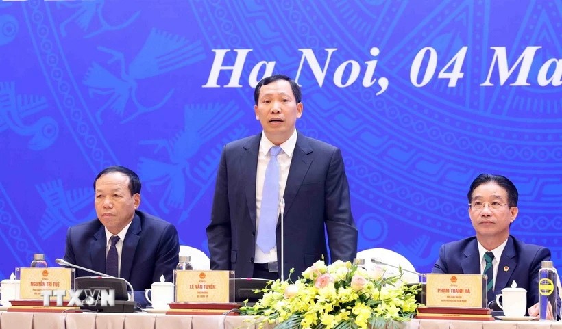 Đặc xá năm 2025: Mở rộng chính sách, không phân biệt phạm nhân Việt Nam và nước ngoài Đặc xá năm 2025: Mở rộng chính sách, không phân biệt phạm nhân Việt Nam và nước ngoài