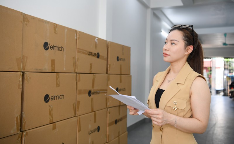 Vốn lưu động là một trong những vấn đề lớn đối với nữ doanh nhân Dư Tú Anh Vốn lưu động là một trong những vấn đề lớn đối với nữ doanh nhân Dư Tú Anh