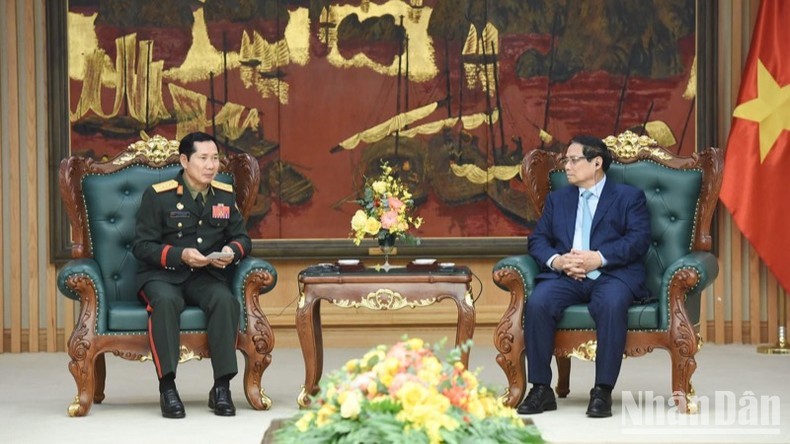 undefined Thúc đẩy quan hệ hợp tác giữa Quân đội hai nước Việt Nam-Lào ngày càng bền chặt