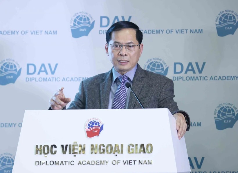'Đối ngoại toàn diện kiến tạo cơ hội cho đất nước trong kỷ nguyên mới' 'Đối ngoại toàn diện kiến tạo cơ hội cho đất nước trong kỷ nguyên mới'