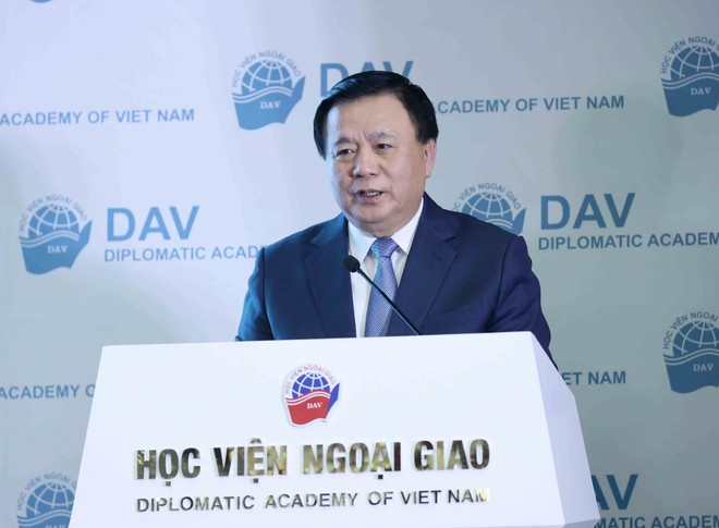 'Đối ngoại toàn diện kiến tạo cơ hội cho đất nước trong kỷ nguyên mới' 'Đối ngoại toàn diện kiến tạo cơ hội cho đất nước trong kỷ nguyên mới'
