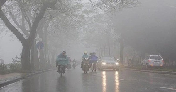 Hà Nội đang trong tình trạng nồm ẩm. (Ảnh minh họa: KT)