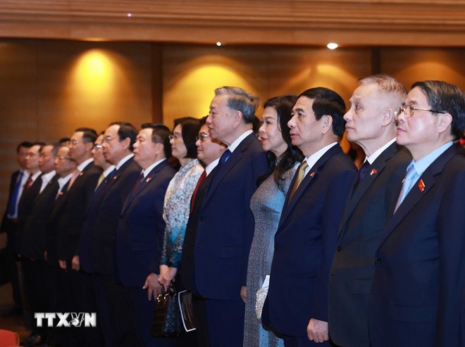 Tổng Bí thư Tô Lâm và Phu nhân dự hòa nhạc tại Đại học Quốc gia Singapore Tổng Bí thư Tô Lâm và Phu nhân dự hòa nhạc tại Đại học Quốc gia Singapore
