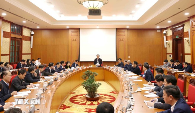 Ứng dụng số phục vụ đại hội Đảng các cấp và thực hiện “Phòng họp không giấy” Ứng dụng số phục vụ đại hội Đảng các cấp và thực hiện “Phòng họp không giấy”