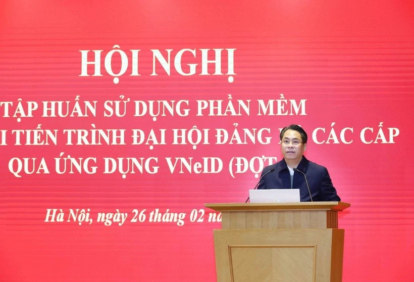 Tập huấn sử dụng phần mềm theo dõi tiến trình đại hội Đảng bộ các cấp Tập huấn sử dụng phần mềm theo dõi tiến trình đại hội Đảng bộ các cấp