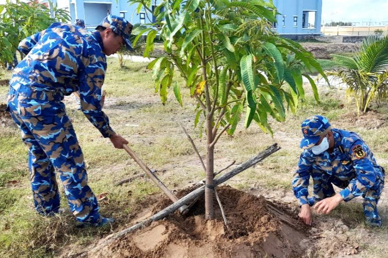 Vùng 5 Hải quân tổ chức “Ngày thứ 7 tình nguyện” Vùng 5 Hải quân tổ chức “Ngày thứ 7 tình nguyện”