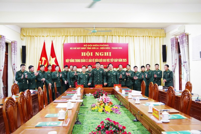 Phối hợp quản lý, bảo vệ biên giới Việt - Lào Phối hợp quản lý, bảo vệ biên giới Việt - Lào