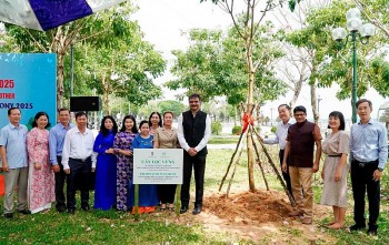 Lễ trồng cây hữu nghị tại Cần Thơ thúc đẩy cam kết chung vì một tương lai xanh, bền vững