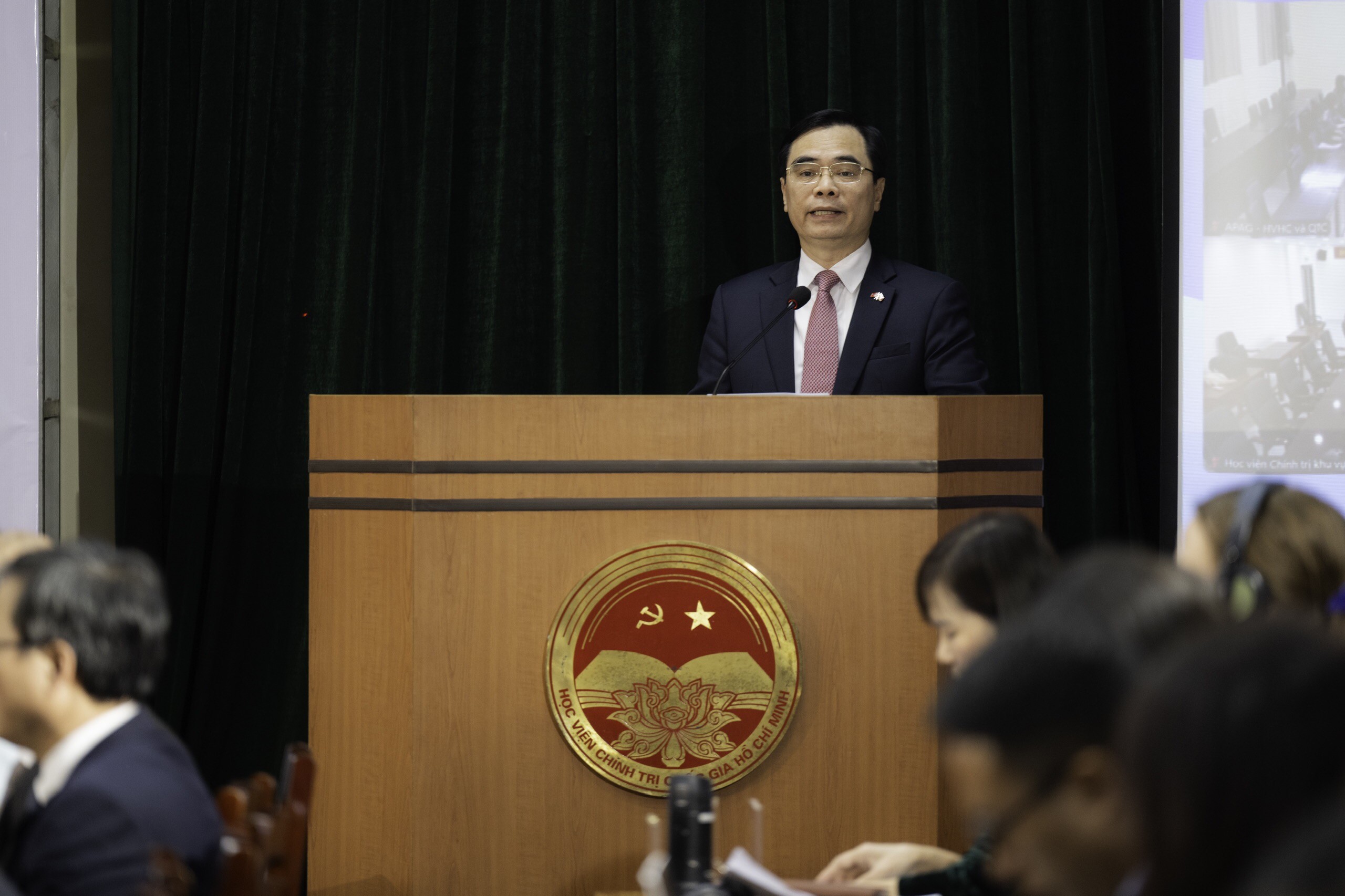 Học hỏi mô hình Bắc Âu: Đổi mới quản trị công và chuyển đổi số tại Việt Nam 4 nước Bắc Âu chia sẻ cách đổi mới quản trị công và chuyển đổi số cho Việt Nam