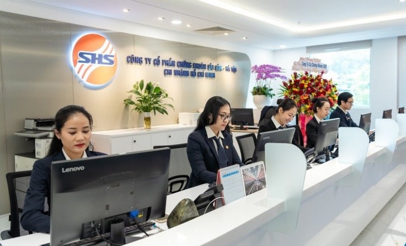 Tăng vốn điều lệ lên trên 17 nghìn tỷ, Chứng khoán SHS có thể lọt vào Top 3 của ngành Tăng vốn điều lệ lên trên 17 nghìn tỷ, Chứng khoán SHS có thể lọt vào Top 3 của ngành
