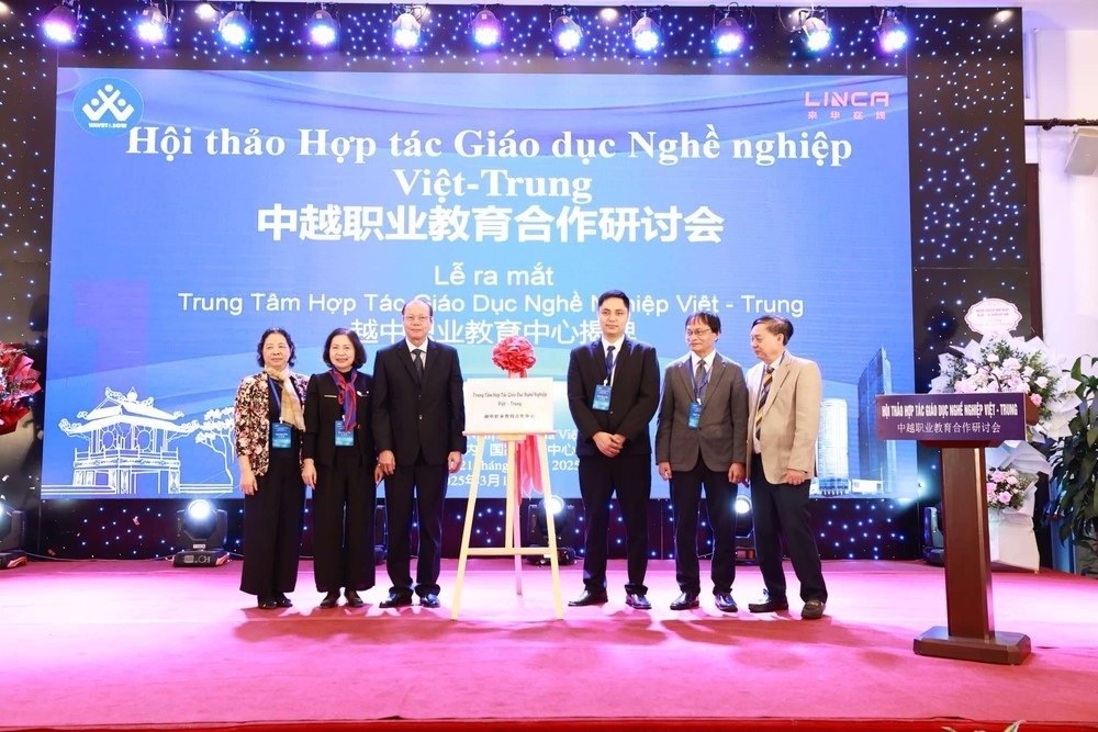 Tăng cường hợp tác giáo dục nghề nghiệp Việt Nam - Trung Quốc Tăng cường hợp tác giáo dục nghề nghiệp Việt Nam - Trung Quốc