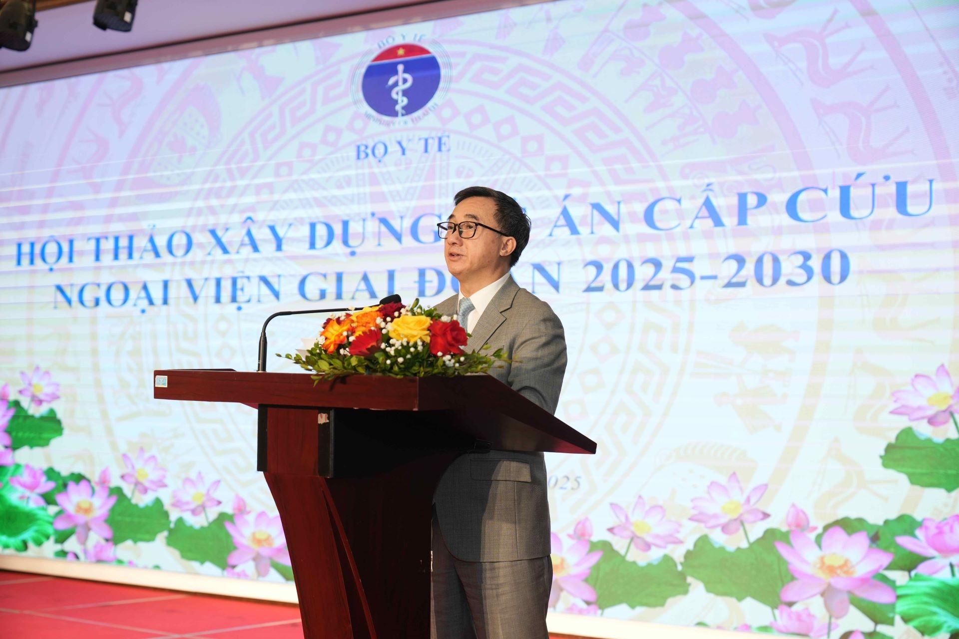 Vingroup tài trợ 1.000 tỷ đồng cho Vingroup tài trợ 1.000 tỷ đồng cho