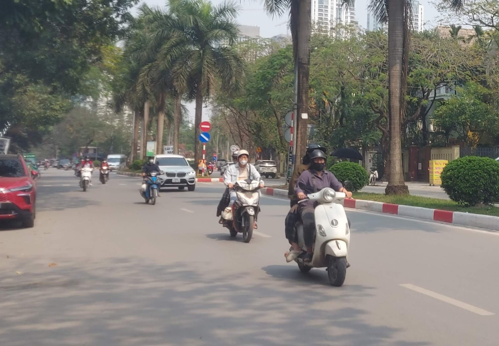 Hà Nội ngày nắng, rét về đêm. (Ảnh minh họa: Hà Nội mới) Hà Nội ngày nắng, rét về đêm. (Ảnh minh họa: Hà Nội mới)