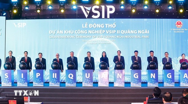 Việt Nam-Singapore triển khai nội hàm mối quan hệ Đối tác chiến lược toàn diện Việt Nam-Singapore triển khai nội hàm mối quan hệ Đối tác chiến lược toàn diện