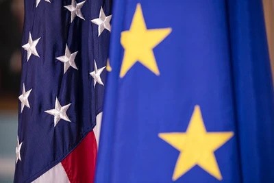 EU EU