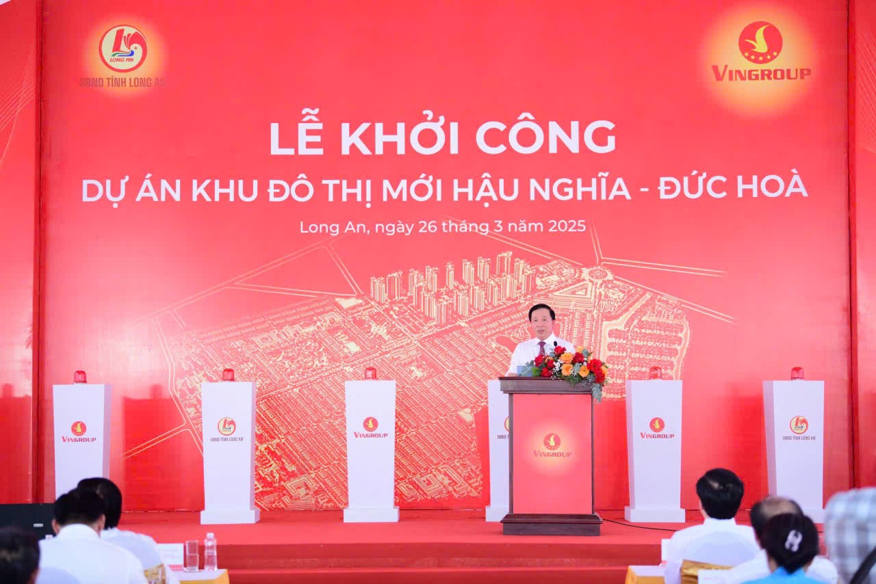 Ông Nguyễn Văn Út, Chủ tịch UBND tỉnh Long An đánh giá sự kiện khởi công Khu đô thị mới Hậu Nghĩa – Đức Hòa là bước chuyển mình rất đặc biệt của địa phương Ông Nguyễn Văn Út, Chủ tịch UBND tỉnh Long An đánh giá sự kiện khởi công Khu đô thị mới Hậu Nghĩa – Đức Hòa là bước chuyển mình rất đặc biệt của địa phương