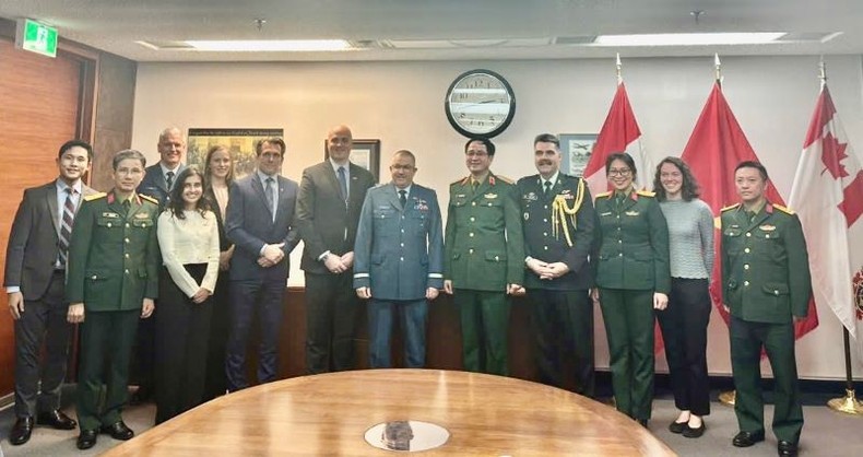 Việt Nam và Canada ký kết hợp tác trong lĩnh vực gìn giữ hòa bình Liên hợp quốc Việt Nam và Canada ký kết hợp tác trong lĩnh vực gìn giữ hòa bình Liên hợp quốc