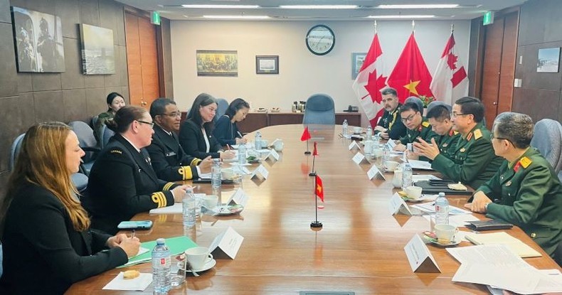 Việt Nam và Canada ký kết hợp tác trong lĩnh vực gìn giữ hòa bình Liên hợp quốc Việt Nam và Canada ký kết hợp tác trong lĩnh vực gìn giữ hòa bình Liên hợp quốc