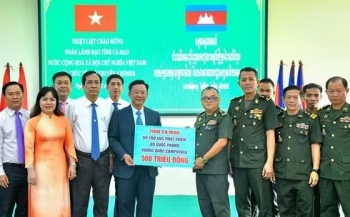 Các đoàn công tác Việt Nam thăm, chúc tết, tặng quà tại Campuchia