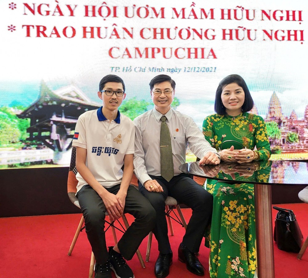 50 năm xây chiếc cầu hữu nghị Việt Nam - Campuchia 50 năm xây chiếc cầu hữu nghị Việt Nam - Campuchia