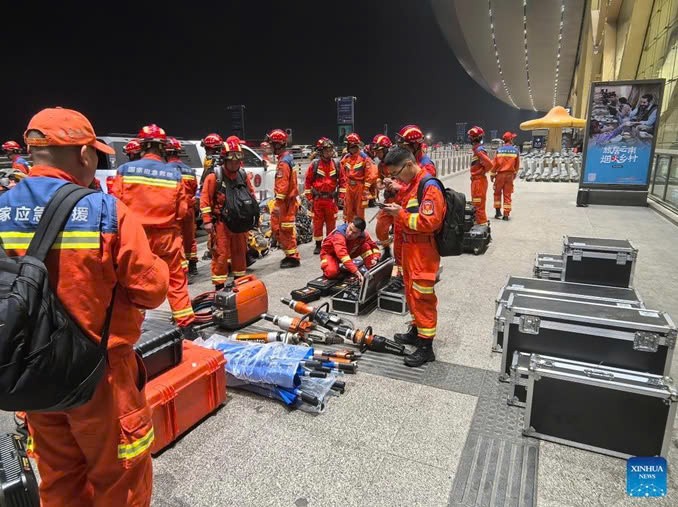 Cộng đồng quốc tế hướng về người dân Myanmar và Thái Lan sau động đất Cộng đồng quốc tế hướng về người dân Myanmar và Thái Lan sau động đất