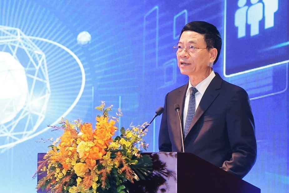 Bộ trưởng Nguyễn Mạnh Hùng làm Trưởng ban Ban Chỉ đạo về phát triển khoa học, công nghệ, đổi mới sáng tạo, chuyển đổi số và Đề án 06 của Bộ Khoa học và Công nghệ. (Ảnh: TTXVN)