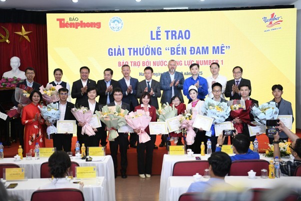 Toàn cảnh lễ trao giải thưởng “Bền Đam Mê”, vinh danh 11 cá nhân với những dự án xuất sắc nhất