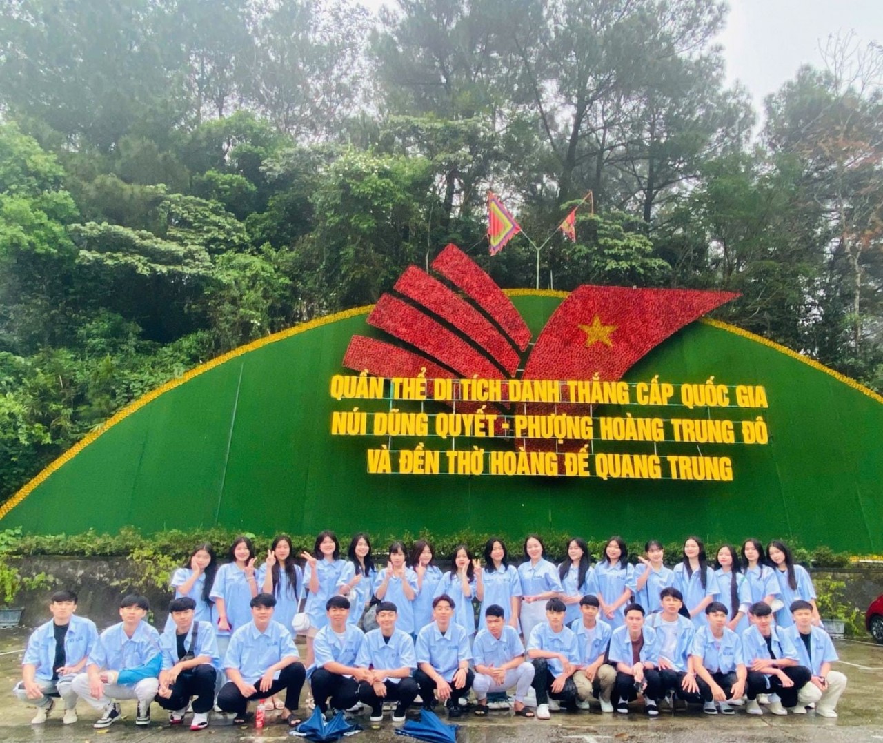 Boarding School No. 2, Nghe An organizes a field trip for Lao students. Photo: Ethnic Boarding High School No. 2, Nghe An. Boarding School No. 2, Nghe An organizes a field trip for Lao students. Photo: Ethnic Boarding High School No. 2, Nghe An.
