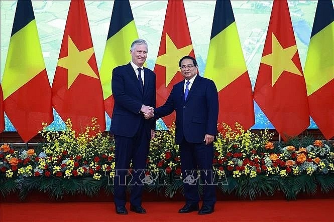 Vietnam News Today (Apr. 2): s