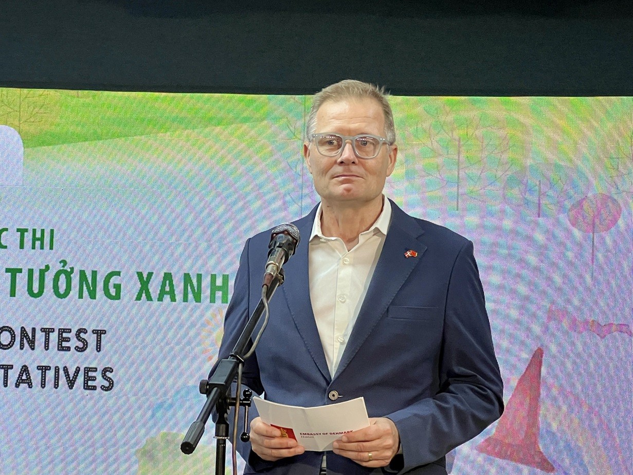 Nearly 25,000 Green Initiatives Nearly 25,000 Green Initiatives