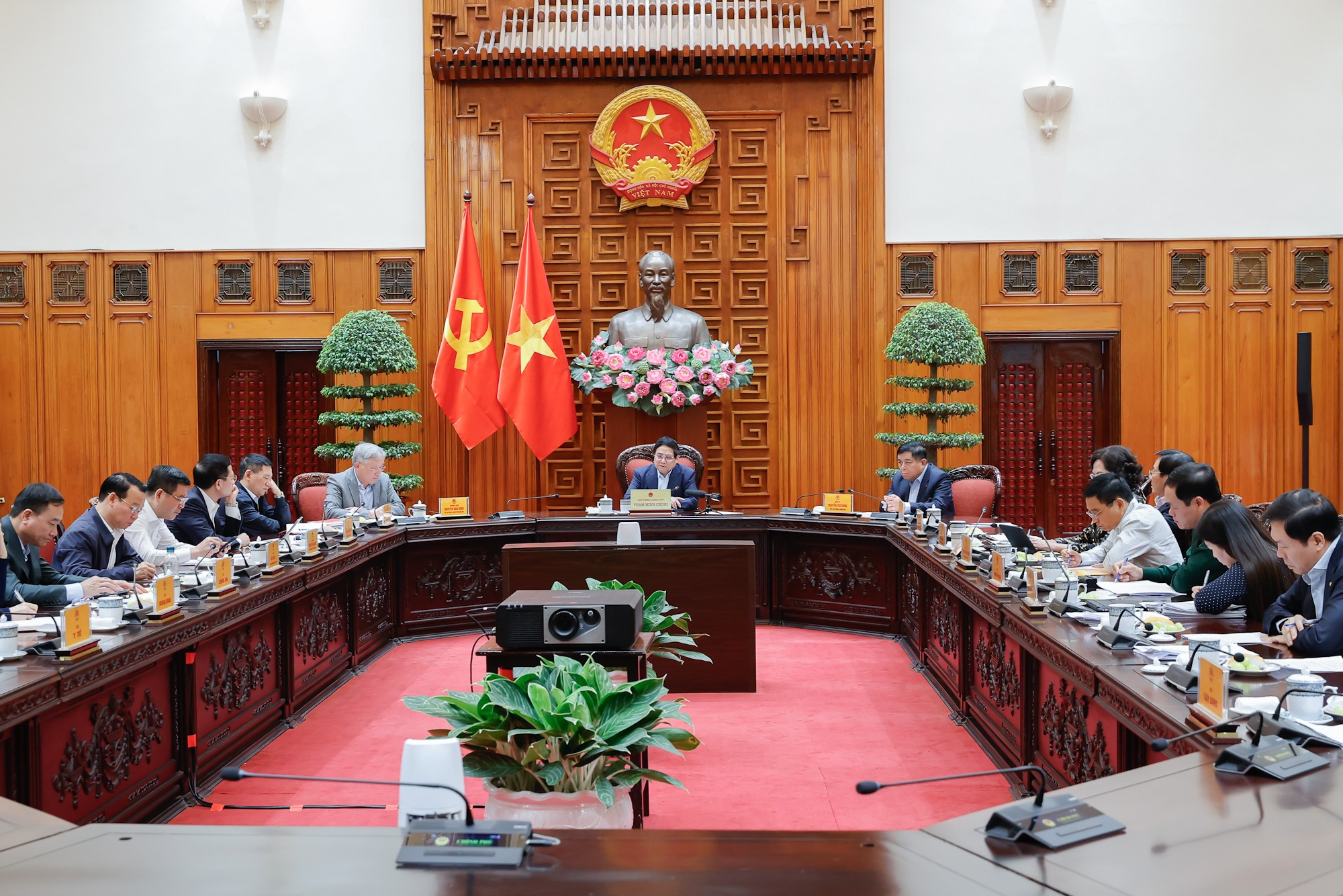 Thủ tướng: Có đối sách chủ động, linh hoạt, kịp thời, hiệu quả trong mọi tình huống Thủ tướng: Có đối sách chủ động, linh hoạt, kịp thời, hiệu quả trong mọi tình huống