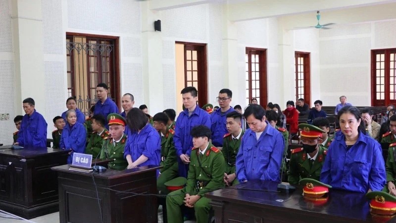 Phiên tòa xét xử các bị cáo trong đường dây buôn bán ma túy xuyên quốc gia. (Ảnh: Báo Nhân dân) Phiên tòa xét xử các bị cáo trong đường dây buôn bán ma túy xuyên quốc gia. (Ảnh: Báo Nhân dân)