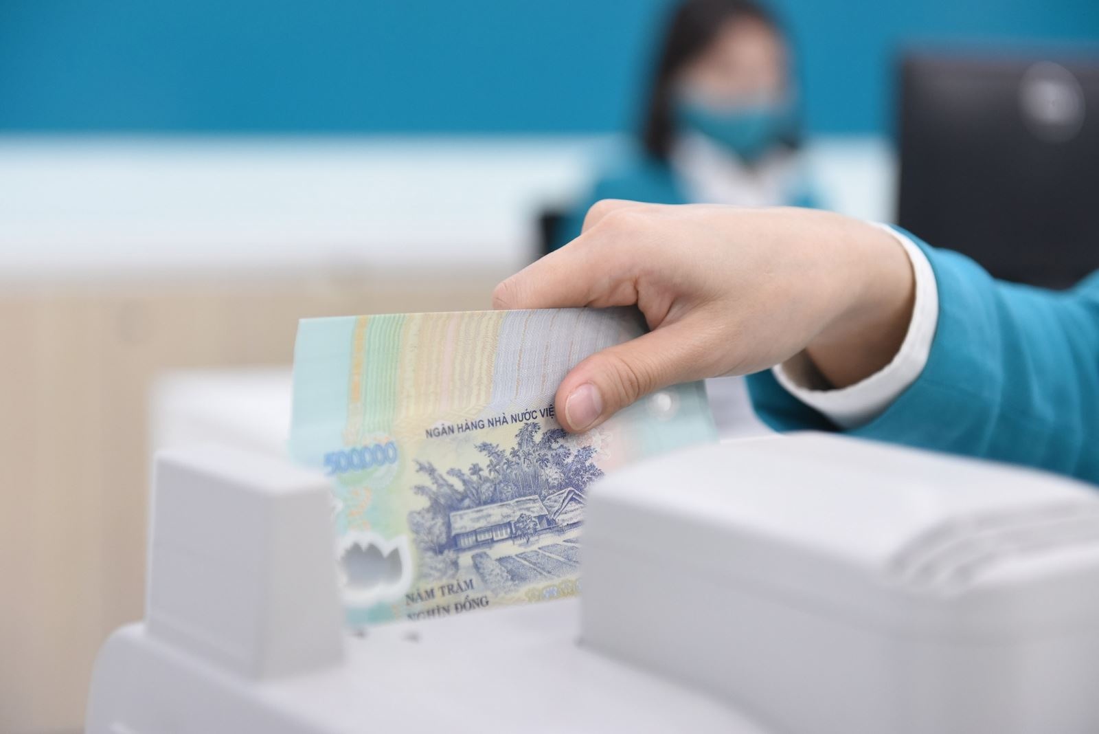 Tăng trưởng tín dụng đạt 2,49% trong quý I