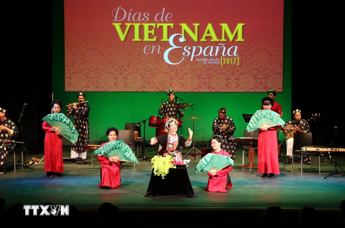 Làm sâu sắc thêm quan hệ Đối tác Chiến lược Việt Nam - Tây Ban Nha Làm sâu sắc thêm quan hệ Đối tác Chiến lược Việt Nam - Tây Ban Nha