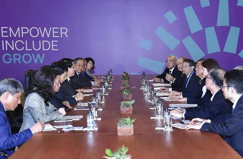 At a meeting between Vietnamese State President Luong Cuong and Japanese Prime Minister Shigeru Ishiba in Lima, Peru, on November 16, 2024, on the sidelines of the APEC Economic Leaders' Week. (Photo: VNA) At a meeting between Vietnamese State President Luong Cuong and Japanese Prime Minister Shigeru Ishiba in Lima, Peru, on November 16, 2024, on the sidelines of the APEC Economic Leaders' Week. (Photo: VNA)