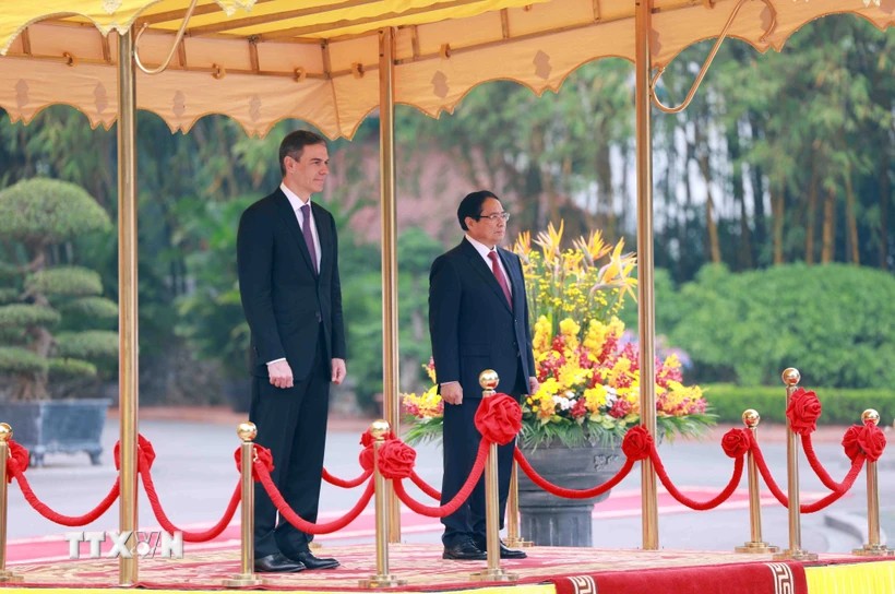Lễ đón Thủ tướng Tây Ban Nha Pedro Sanchez thăm chính thức Việt Nam Lễ đón Thủ tướng Tây Ban Nha Pedro Sanchez thăm chính thức Việt Nam
