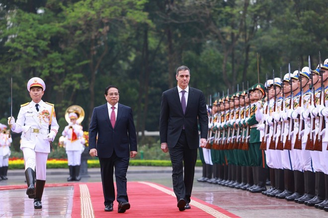 Lễ đón Thủ tướng Tây Ban Nha Pedro Sanchez thăm chính thức Việt Nam Lễ đón Thủ tướng Tây Ban Nha Pedro Sanchez thăm chính thức Việt Nam