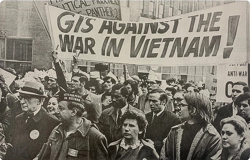 Veterans for peace in Vietnam. Veterans for peace in Vietnam.