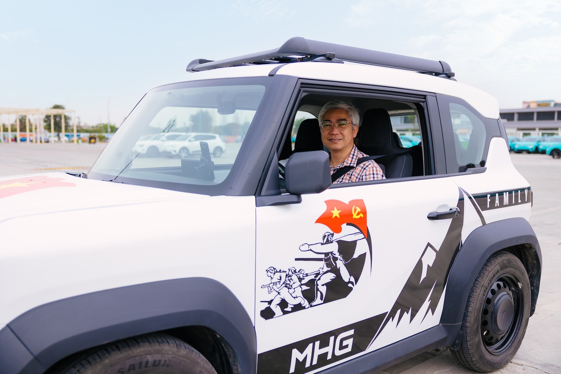 Ông Phạm Ngọc Kiên khẳng định hiếm có hãng xe nào tạo ra được cộng đồng với những sự kiện có quy mô hoành tráng như VinFast. Ông Phạm Ngọc Kiên khẳng định hiếm có hãng xe nào tạo ra được cộng đồng với những sự kiện có quy mô hoành tráng như VinFast.