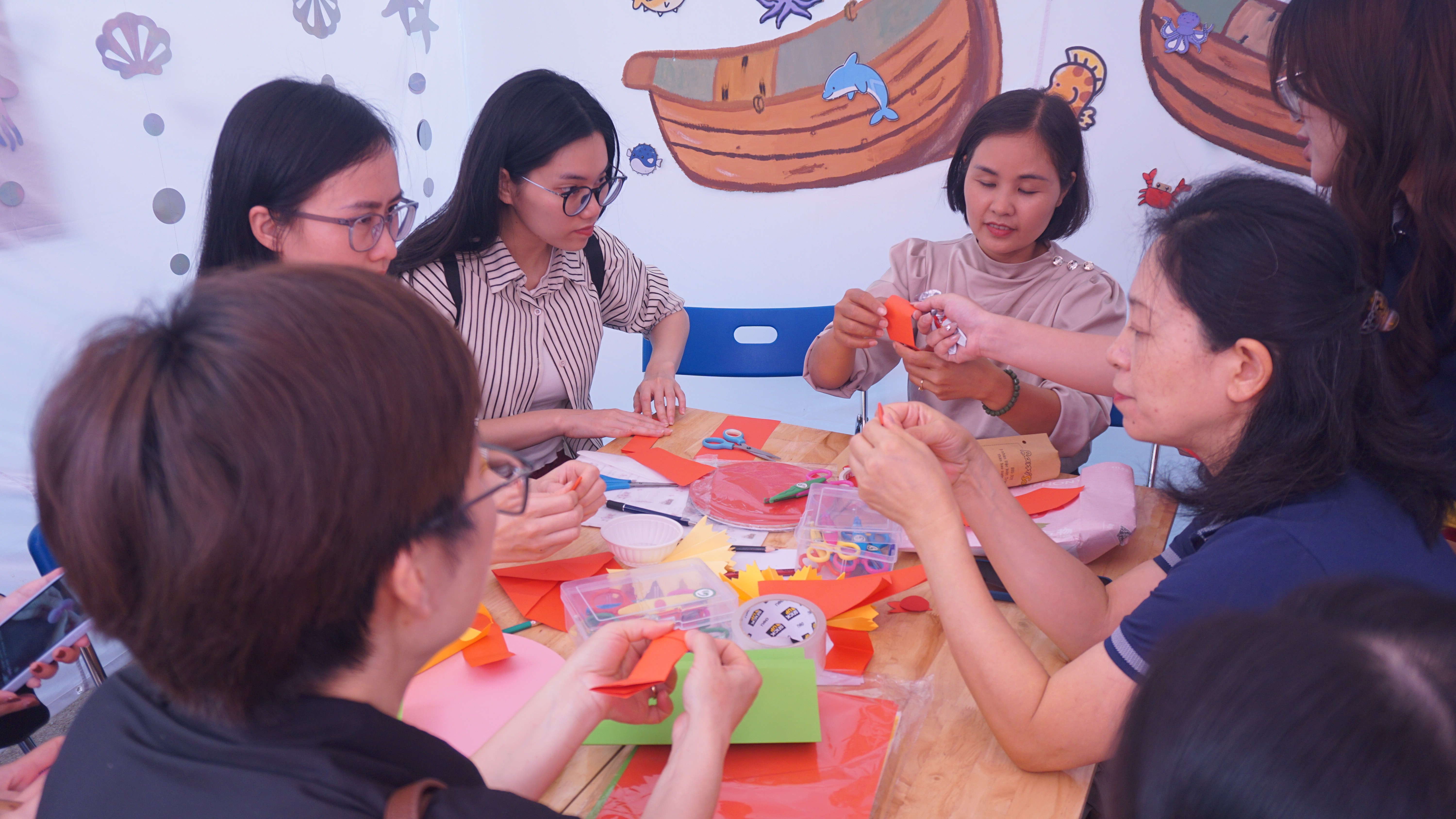 Sinh viên Việt - Trung: Hiểu biết lẫn nhau từ trải nghiệm văn hoá Sinh viên Việt - Trung: Hiểu biết lẫn nhau từ trải nghiệm văn hoá