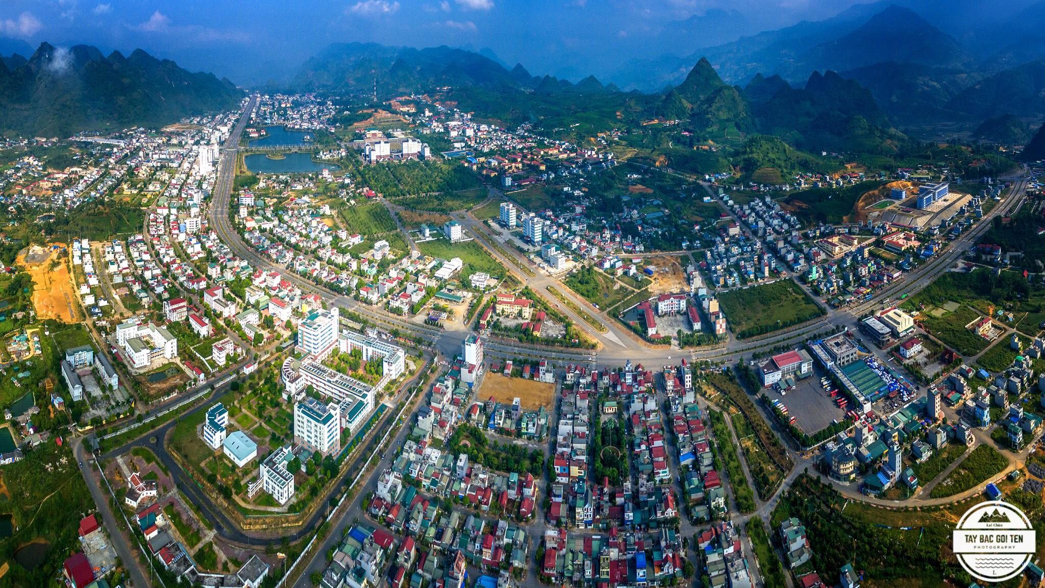 Quang cảnh thành phố Lai Châu. (Ảnh: Tây Bắc gọi tên Quang cảnh thành phố Lai Châu. (Ảnh: Tây Bắc gọi tên