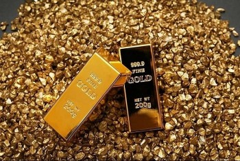 Giá vàng thế giới đột ngột sụt giảm